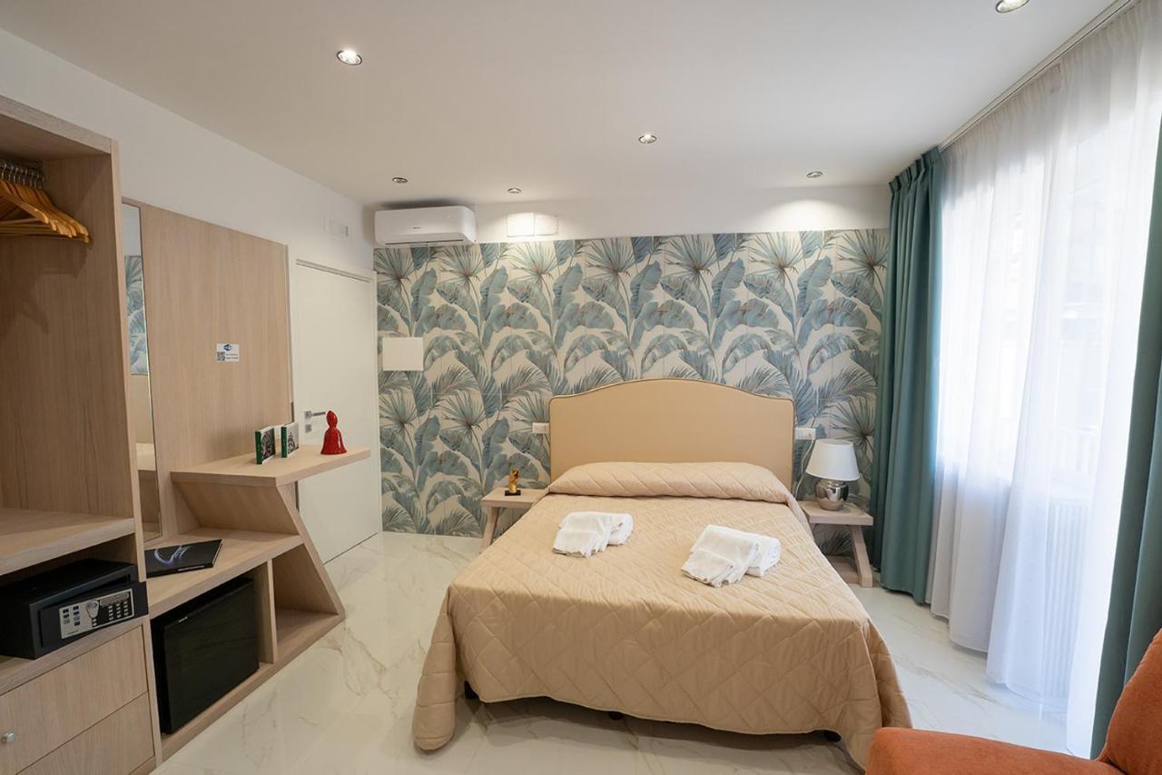 Medina H. Napoli Centro, By Clapa Group Hotel ภายนอก รูปภาพ