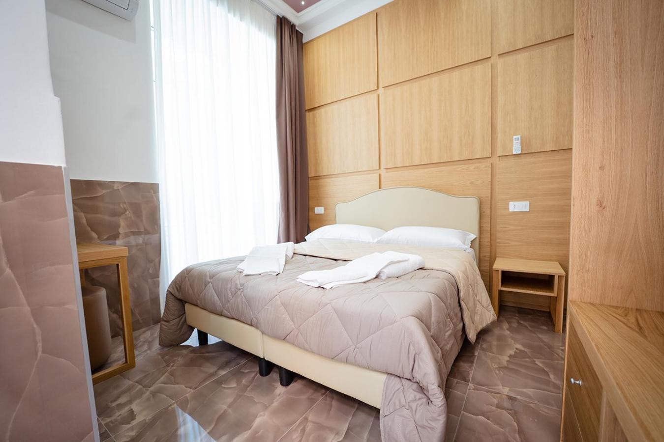 Medina H. Napoli Centro, By Clapa Group Hotel ภายนอก รูปภาพ
