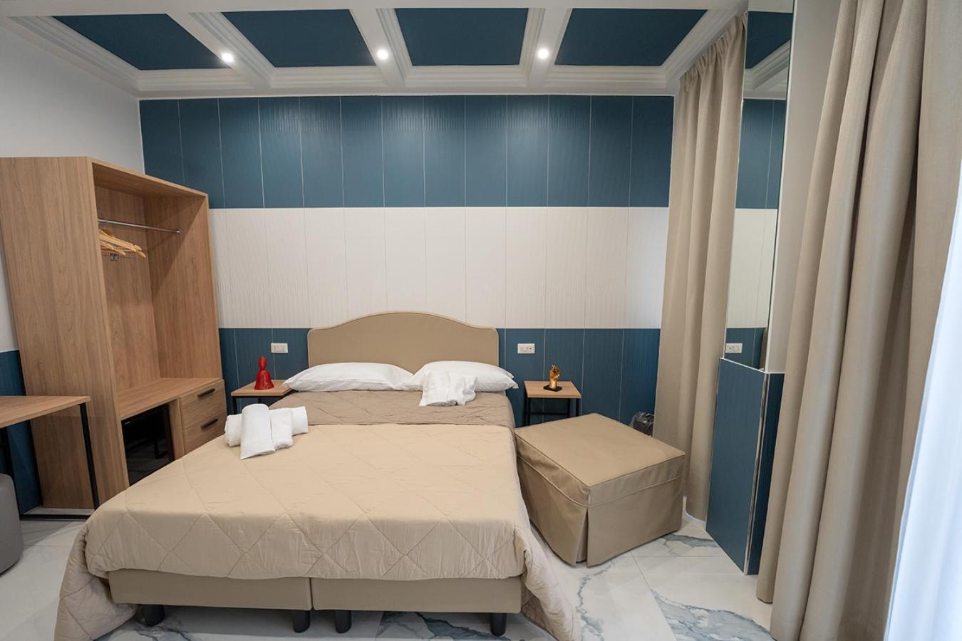 Medina H. Napoli Centro, By Clapa Group Hotel ภายนอก รูปภาพ