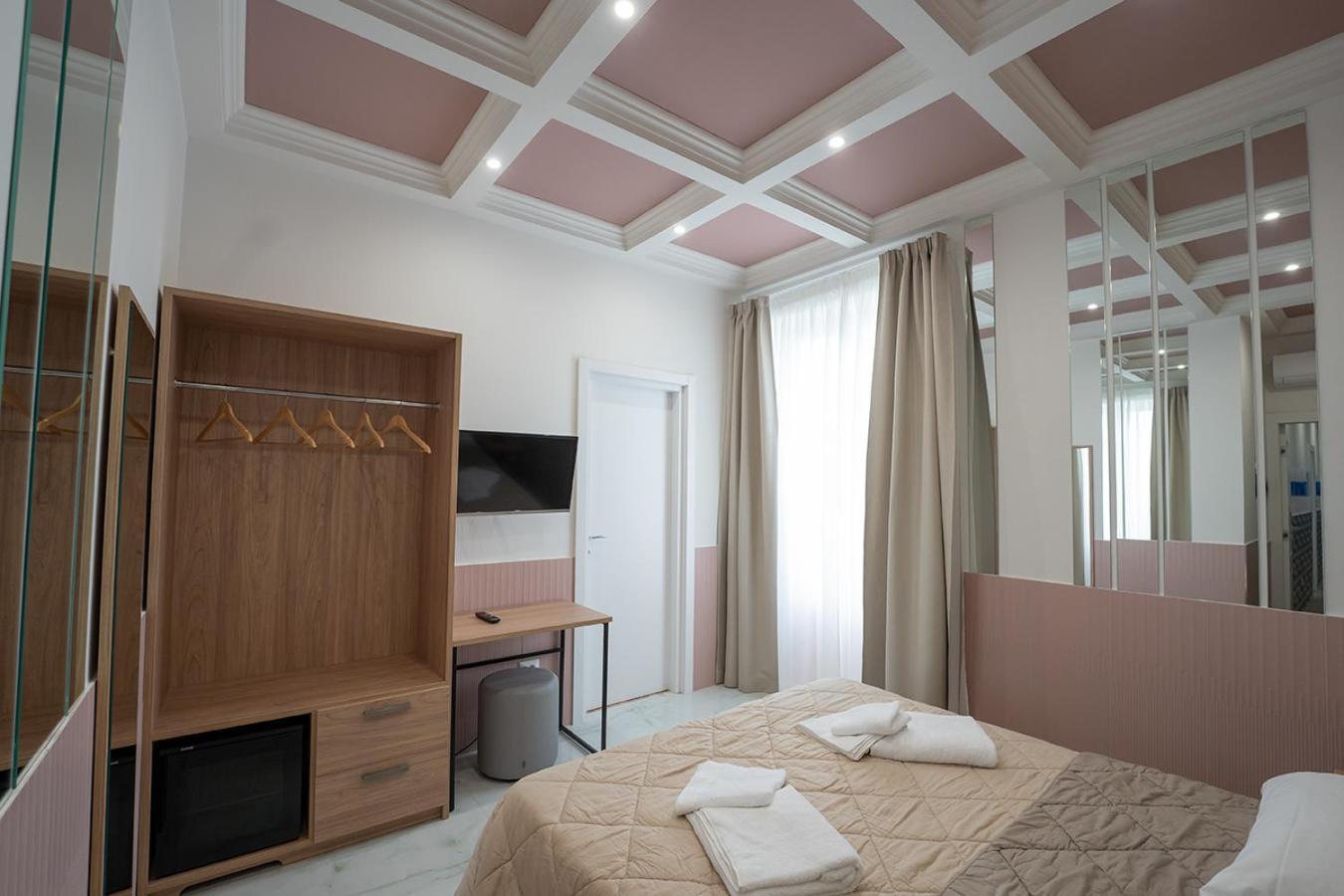 Medina H. Napoli Centro, By Clapa Group Hotel ภายนอก รูปภาพ