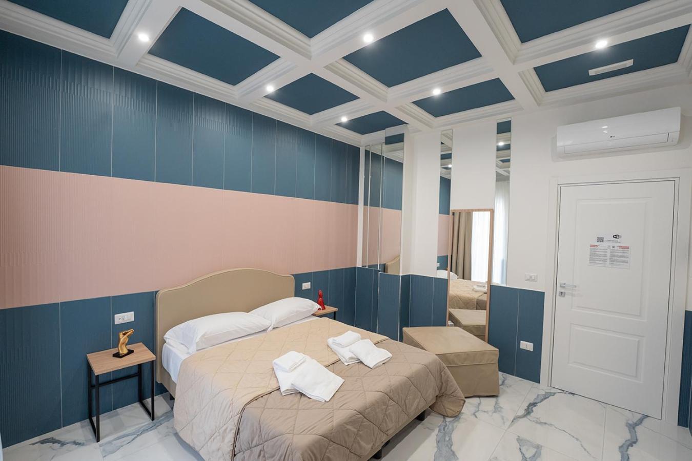 Medina H. Napoli Centro, By Clapa Group Hotel ภายนอก รูปภาพ