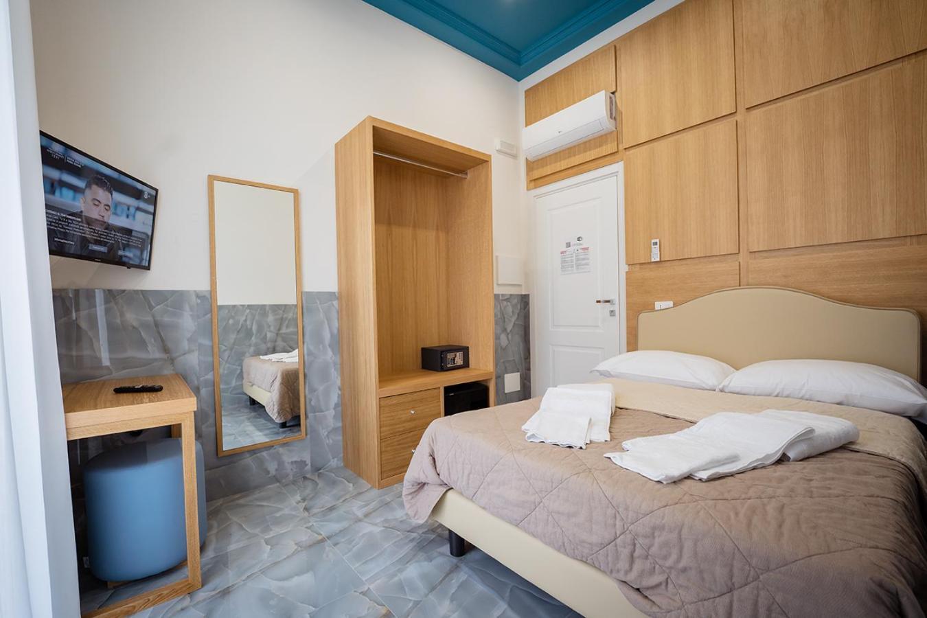 Medina H. Napoli Centro, By Clapa Group Hotel ภายนอก รูปภาพ